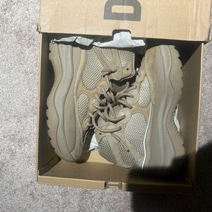 Yeezy Desert boot